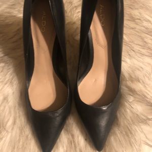 Aldo black pumps
